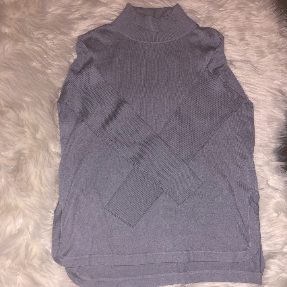 Vince Camuto sweater💕